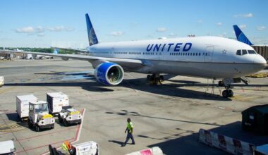 Musk's Starlink leads Bezos' Amazon as airlines rush to boost in-flight Wi-Fi