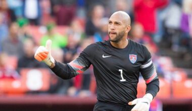Tim Howard says USMNT gained momentum after dominating Paraguay win, USA to 'play Australia off the park' next