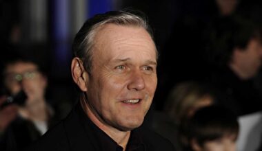 Co-stars react to death of British actor Anthony Head