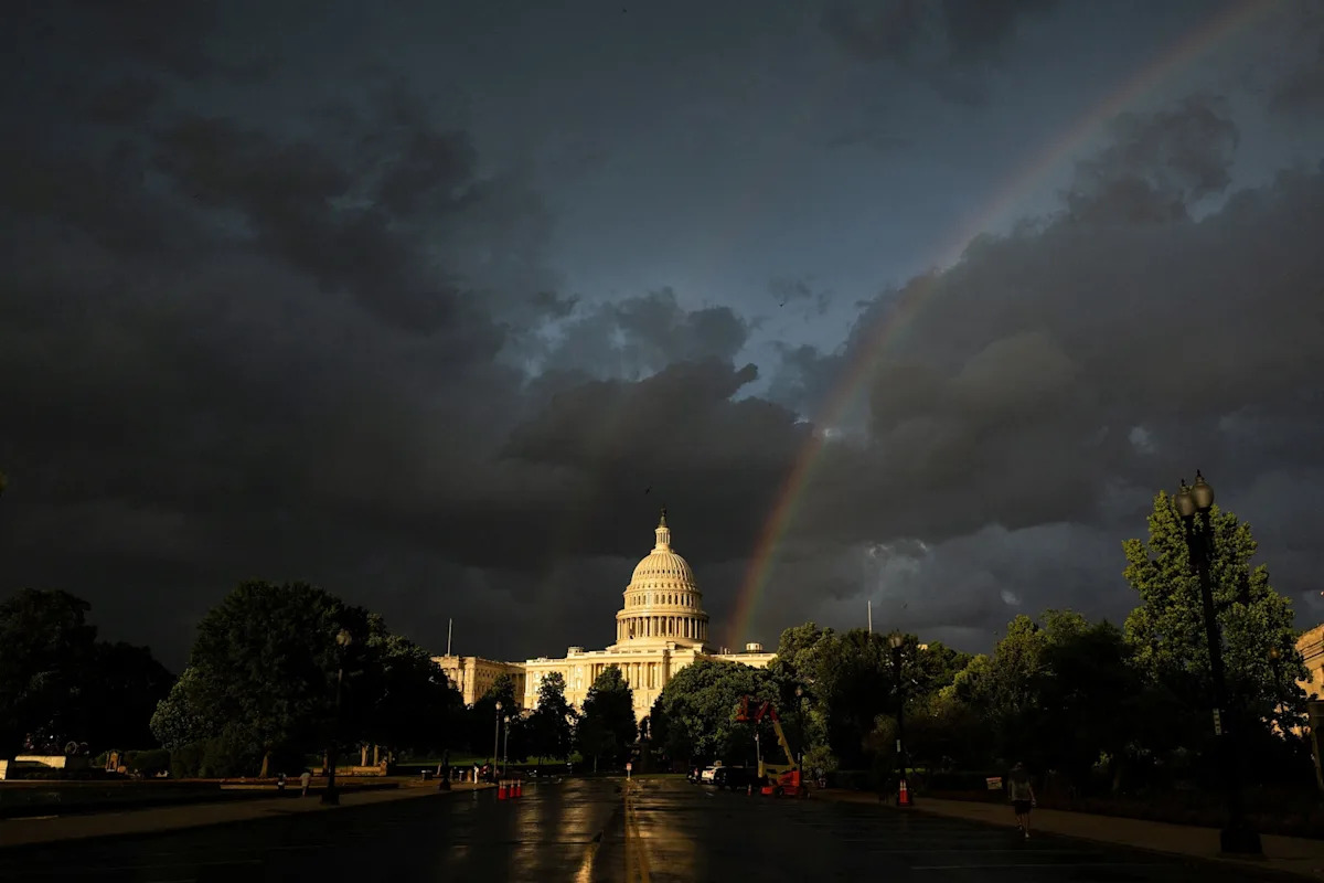 Severe weather threat continues as summer heat swelters on both coasts