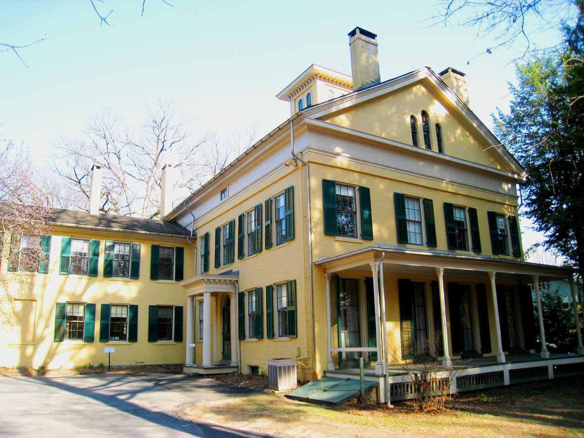 emily dickinson museum amherst massachusetts