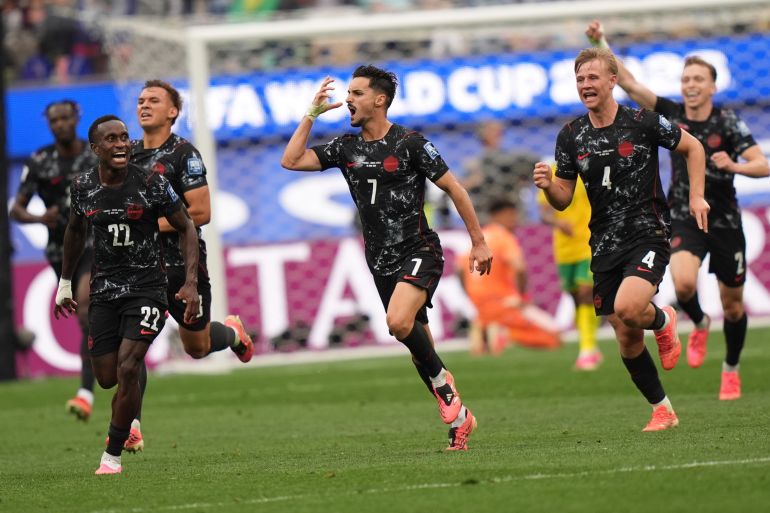 epa13071289 Stephen Eustaquio (C) of Canada celebrates after scoring the 1-0 lead during the FIFA World Cup 2026 Round of 32 match South Africa against Canada, in Los Angeles, USA, 28 June 2026. EPA/SCOTT STRAZZANTE