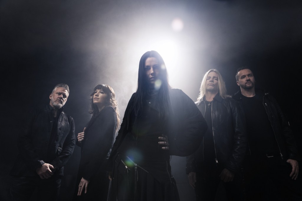 Evanescence Finds ‘Sanctuary,’ Extends World Tour