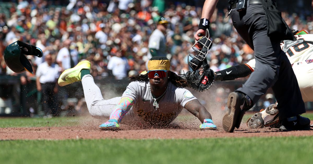 Athletics score 4 times with 2 out in the 9th inning, rally to beat the Giants 9-6 :: WRAL.com