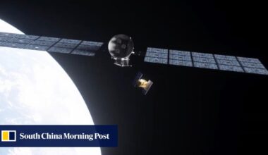 Nasa turns to robotic spacecraft to save telescope from falling back to Earth