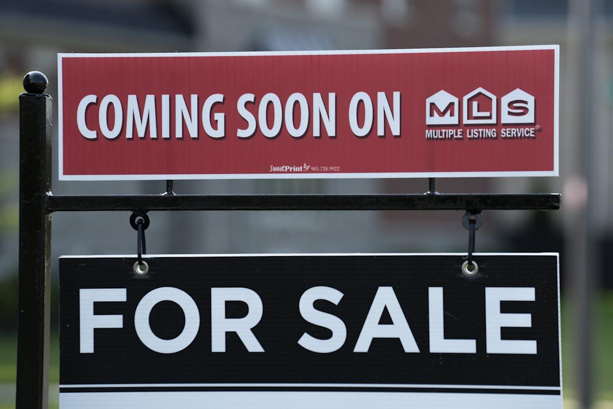 May home sales down 5.1 per cent from year earlier, but CREA says momentum building