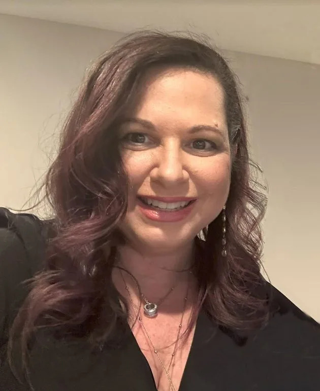 "I took this photo of myself after watching hours of makeup TikToks to figure out how to hide the redness and swelling that I so frequently experience," the author writes. <span class="copyright">Courtesy of Alex Hankin Hart</span>