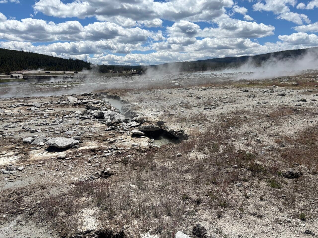 Fissure Black Diamond Pool