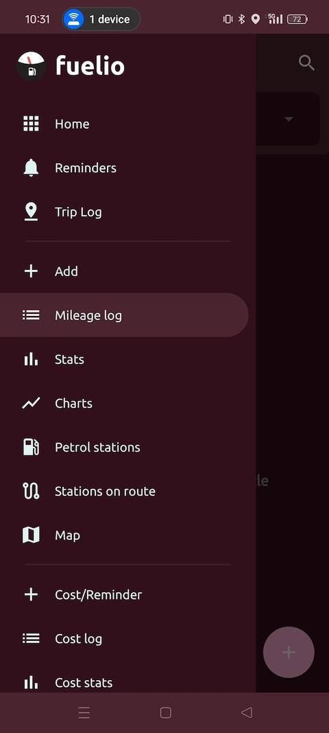 Different menu options on Fuelio app