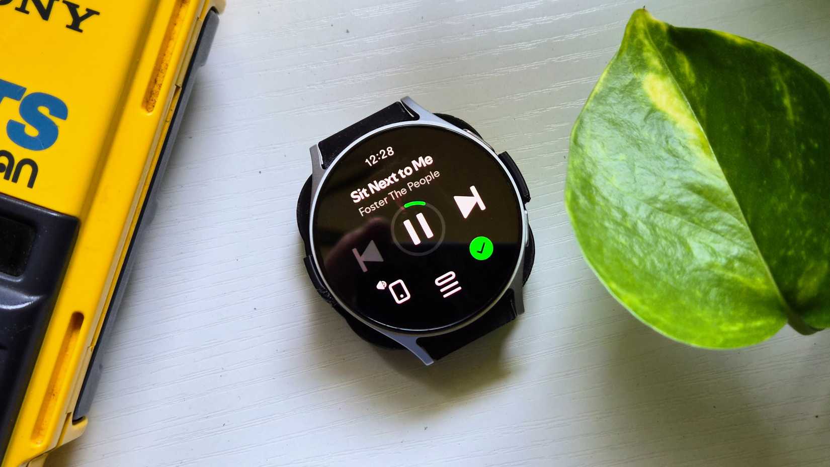 Galaxy Watch Spotify controller