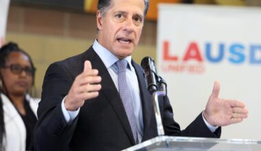 LAUSD Superintendent Alberto Carvalho resigns amid FBI investigation