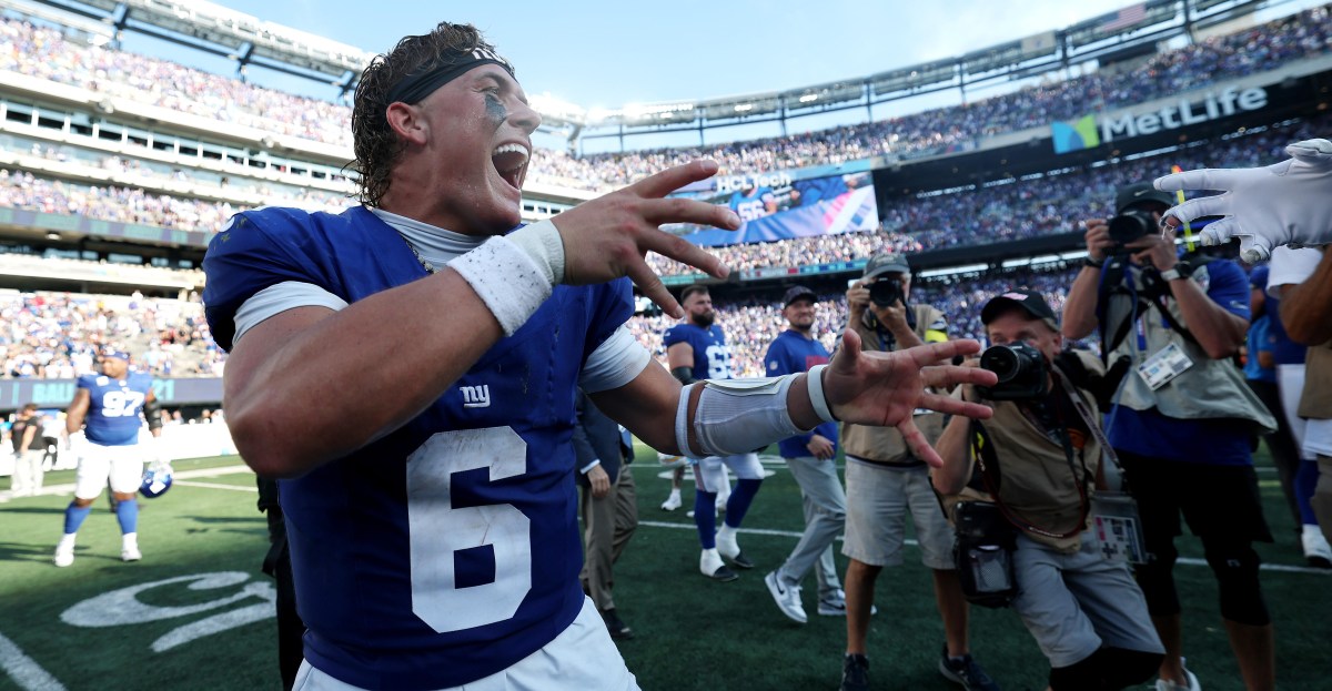 Greg Olsen picks the NY Giants to surprise with 10 wins