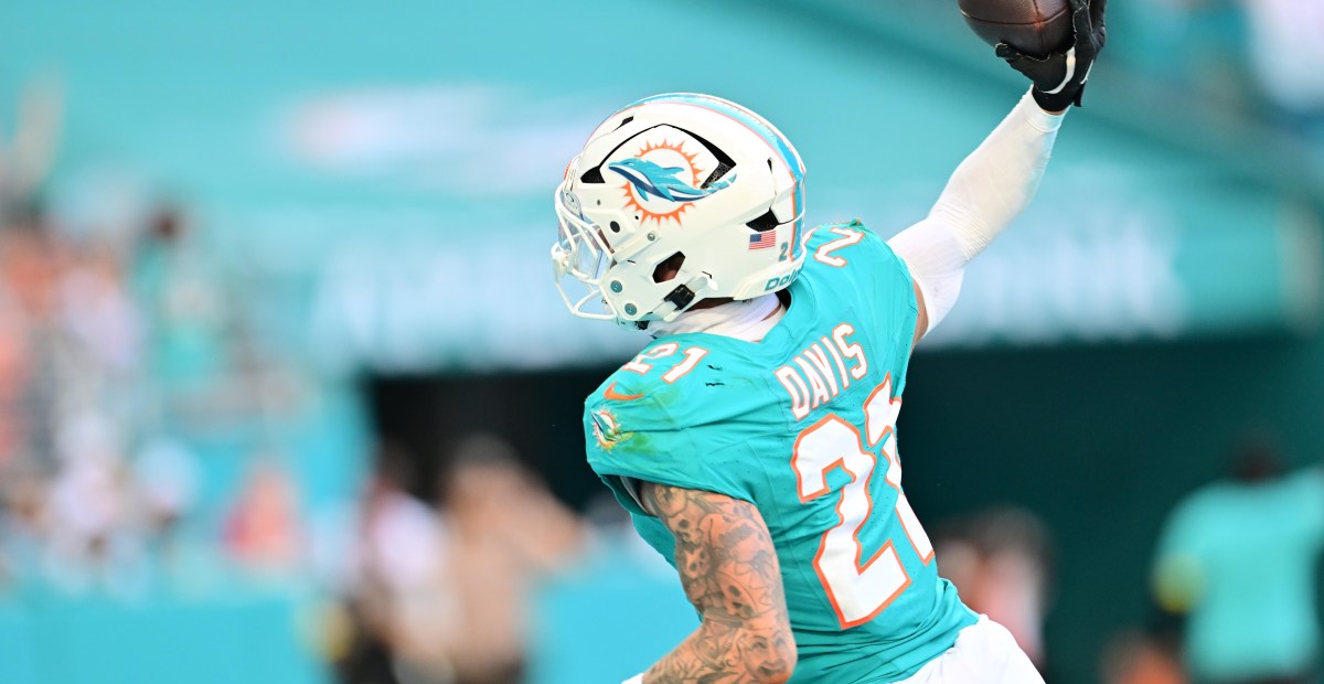 49ers add former 3rd-round safety Ashtyn Davis; waive running back