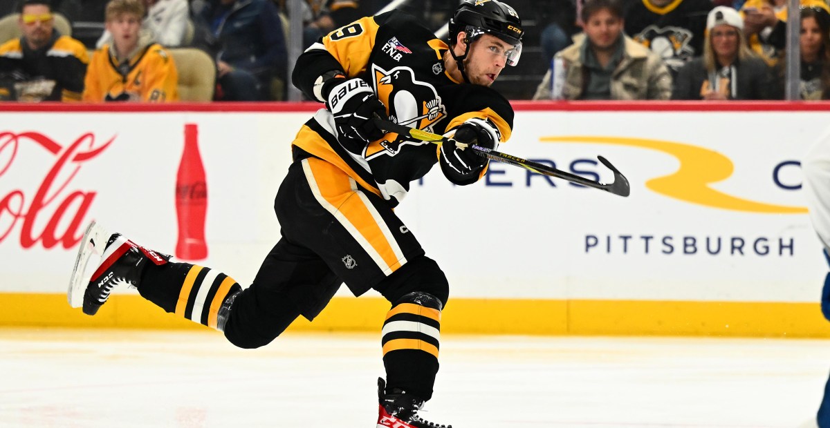 Penguins extend qualifying offers to seven players, including Egor Chinakhov