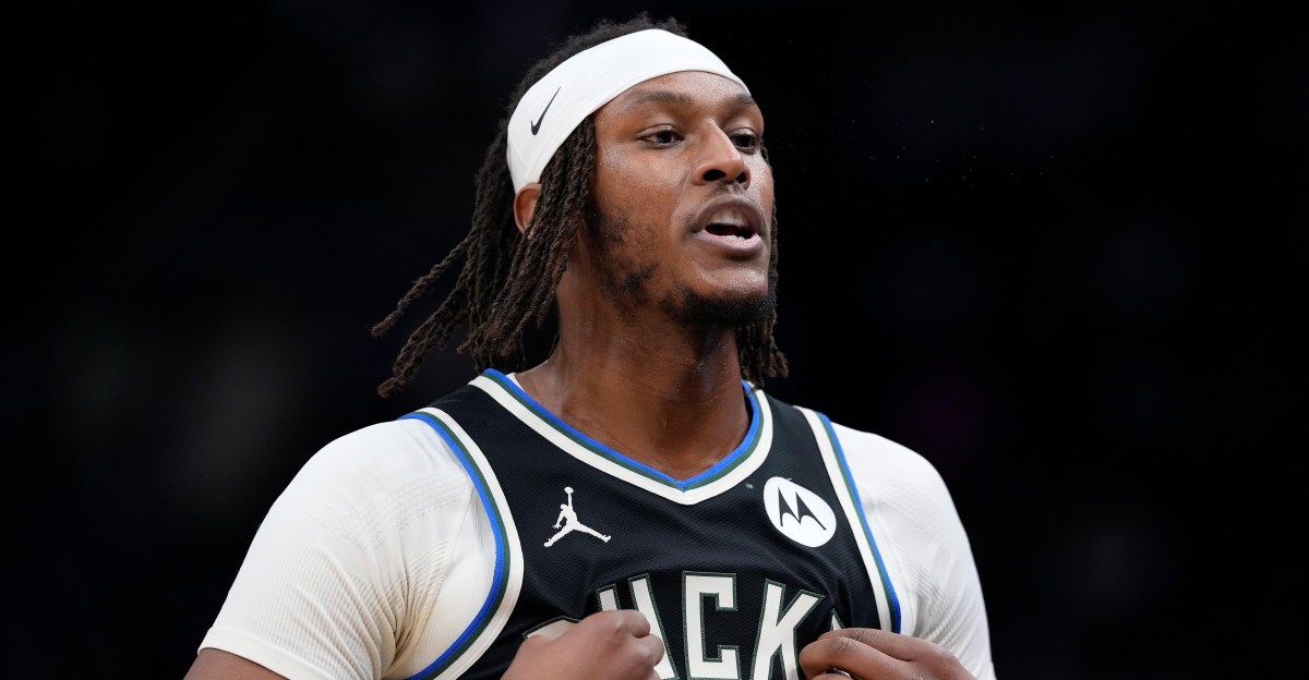 Should the Lakers trade for Myles Turner?