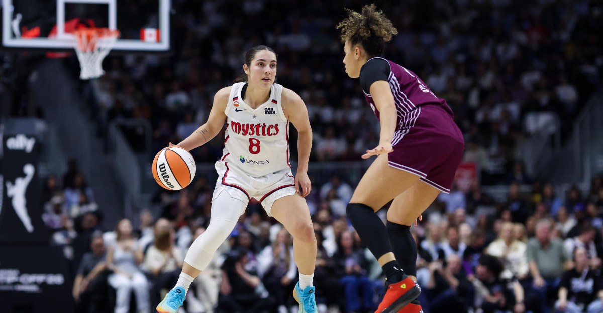 Mystics’ Georgia Amoore exits game vs. Fire with right knee soreness