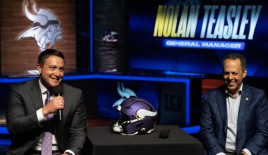 Nolan Teasley starts Minnesota Vikings tenure by signing two recently waived Seahawks