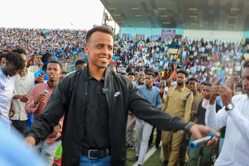 Omar Artan greets fans in Mogadishu, Somalia, on June 10 after he was denied entry to the U.S.