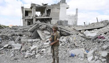 Live Updates: Deal with U.S. requires Israeli forces to leave Lebanon, Iran says