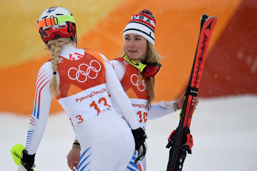 Mikaela Shiffrin chatting to Lindsey Vonn at the 2018 Winter Olympics in Pyeongchang.
