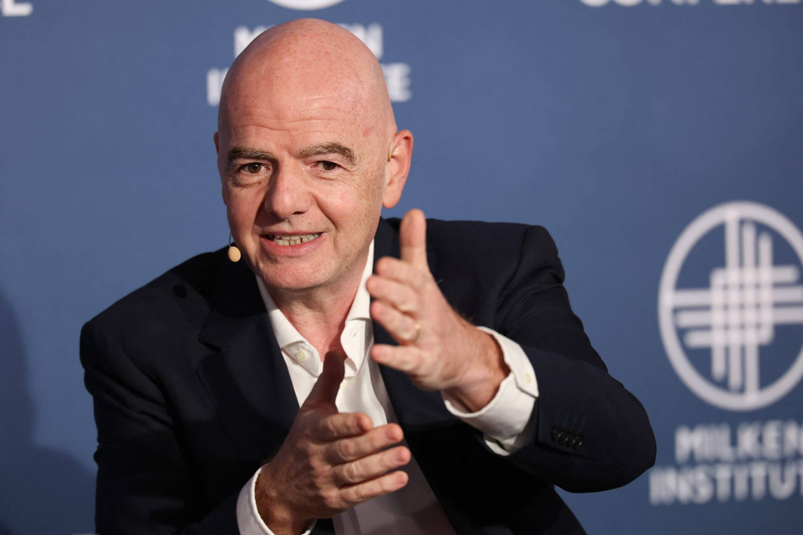 Infantino pointing