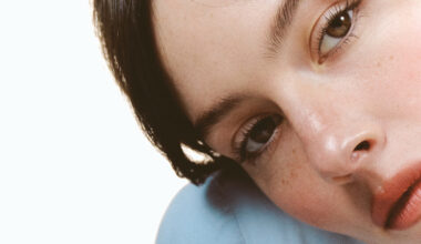 Gracie Abrams on ‘Nepo’ Label, Writing With Paul Mescal and Her New Album