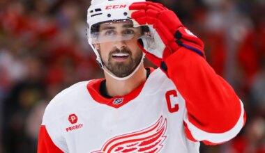 Florida trying to acquire Larkin, makes offer — The Fourth Period