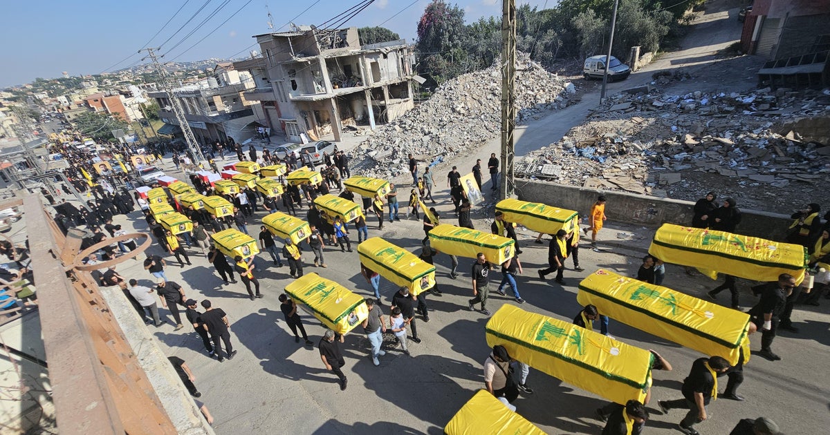 Symbolic funeral held for 61 Hezbollah members killed in Israeli attacks