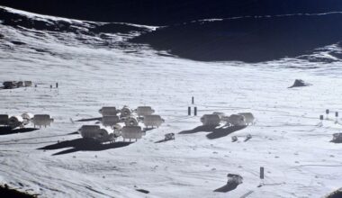 NASA offers update on $30 billion moon base