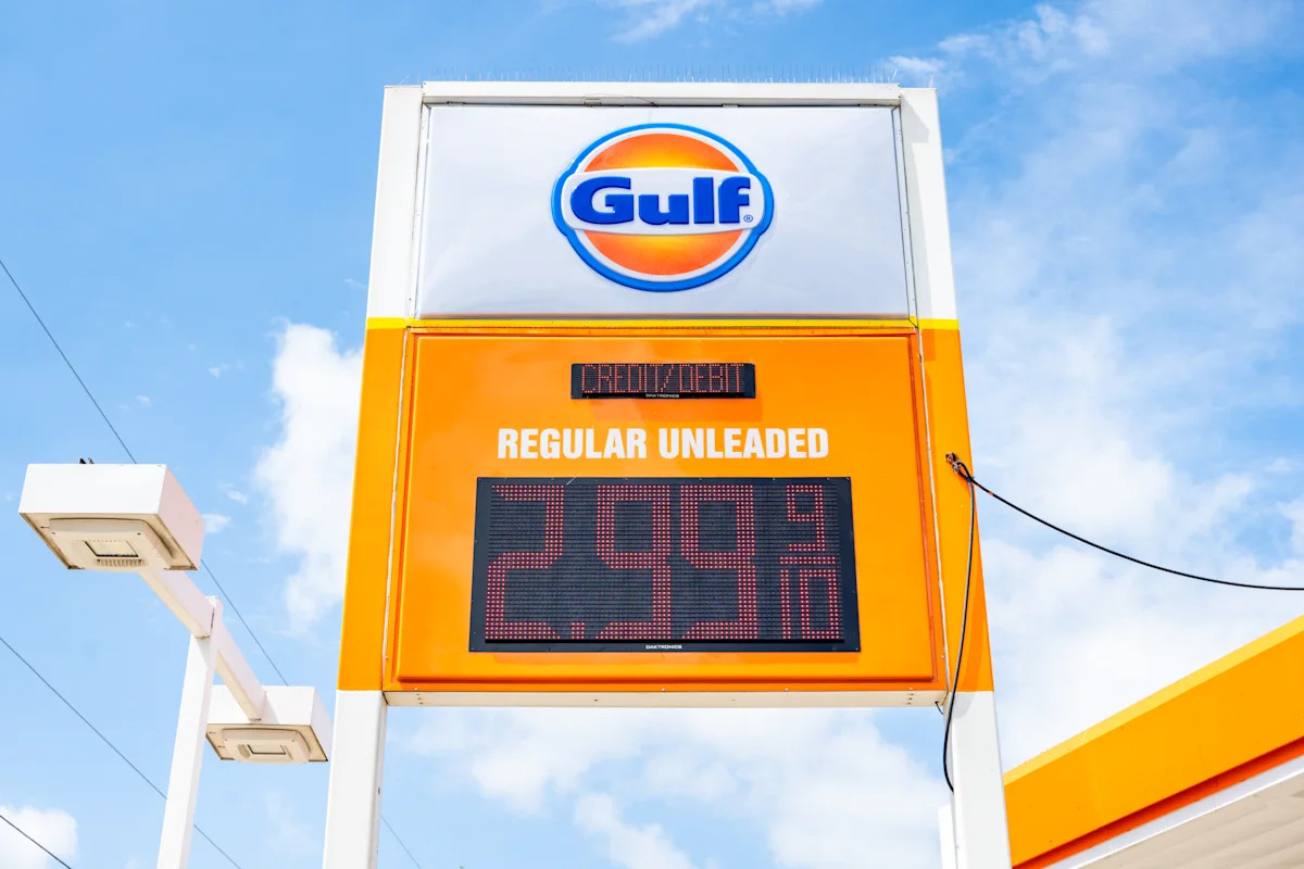 AI jitters meet a jobs report and falling oil prices: What to watch this week