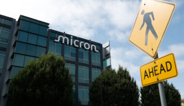 Tech stocks live: Micron stock jumps over 12% on earnings beat after tumbling earlier this week