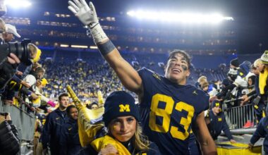 Recruiting Roundup: TE explains decision to commit to Michigan Football
