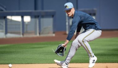 Brewers to promote shortstop prospect Cooper Pratt