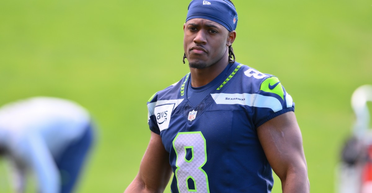 Seahawks News 6/14: Jadarian Price looking complete early in camp for Seahawks
