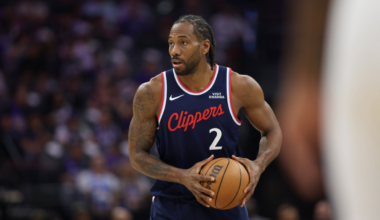 Kawhi Leonard trade rumors: Raptors and Clippers have held 'real' talks, per report