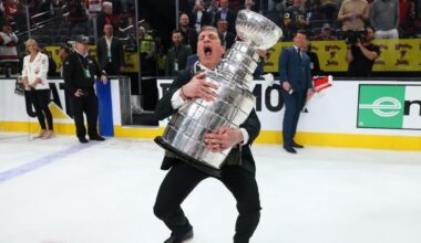 Brind'Amour reprises iconic Stanley Cup lift after 2nd title