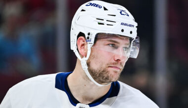 Blues acquire Carlo in trade with Maple Leafs