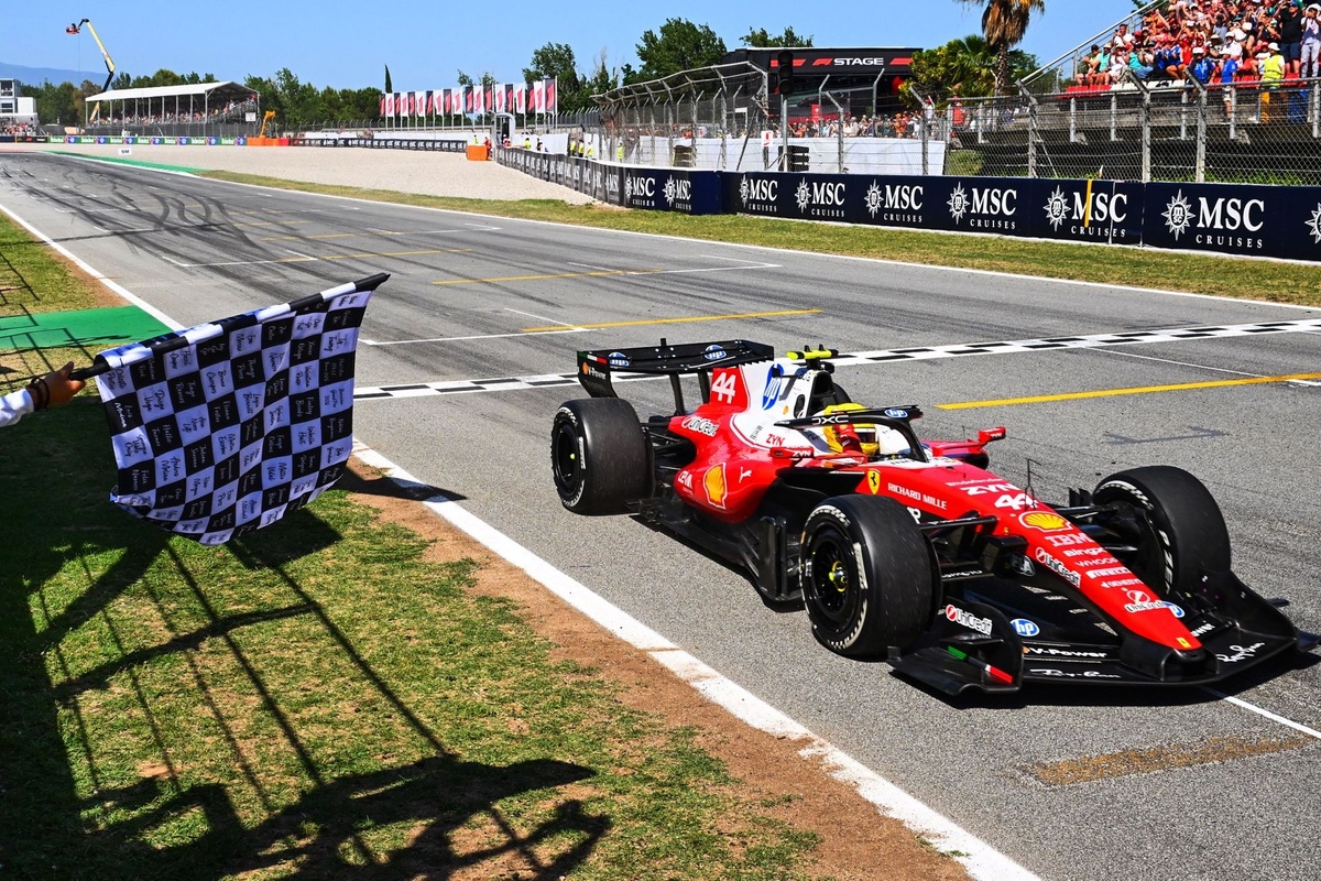 F1 Barcelona GP: Lewis Hamilton takes maiden Ferrari win as Kimi Antonelli retires late