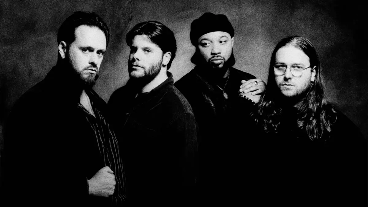 Loathe Premiere New Single "Fangs"