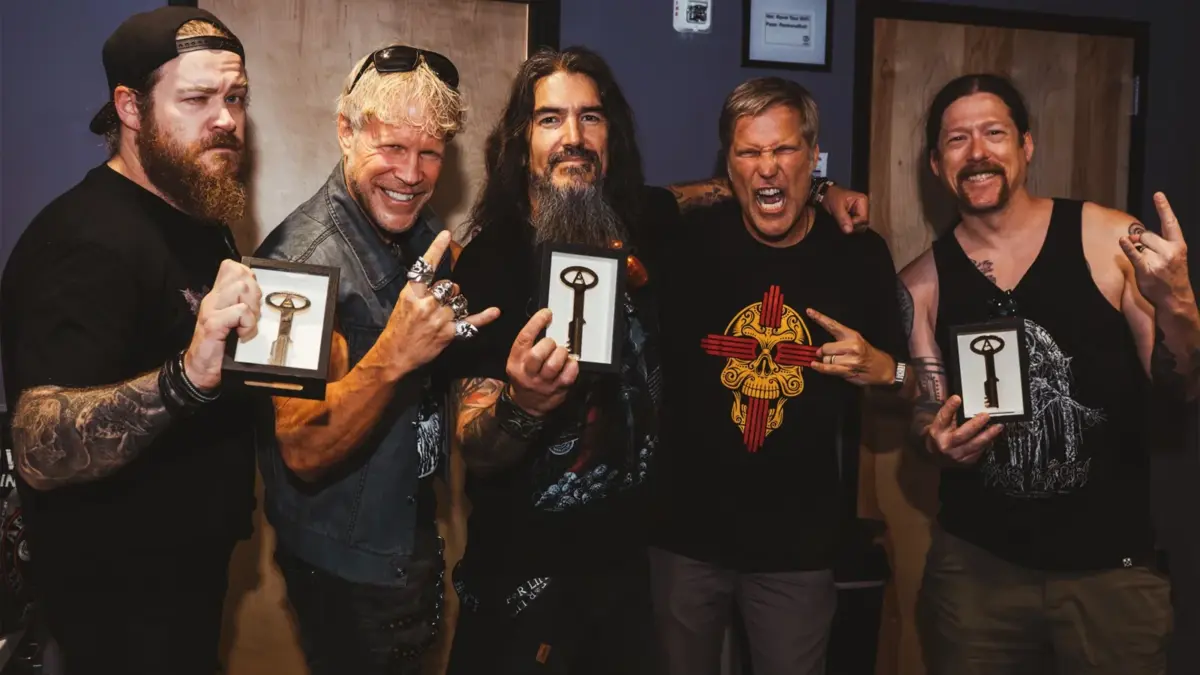 Machine Head Presented With The Keys To The Albuquerque City Jail