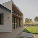 © Sean Fennessy Mansfield House / Field Office Architecture - Exterior Photography, Wood