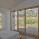© Sean Fennessy Mansfield House / Field Office Architecture - Interior Photography, Bedroom, Wood, Glass