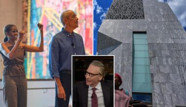 Bill Maher scolds audience over Barack Obama's 'alien' Presidential Library