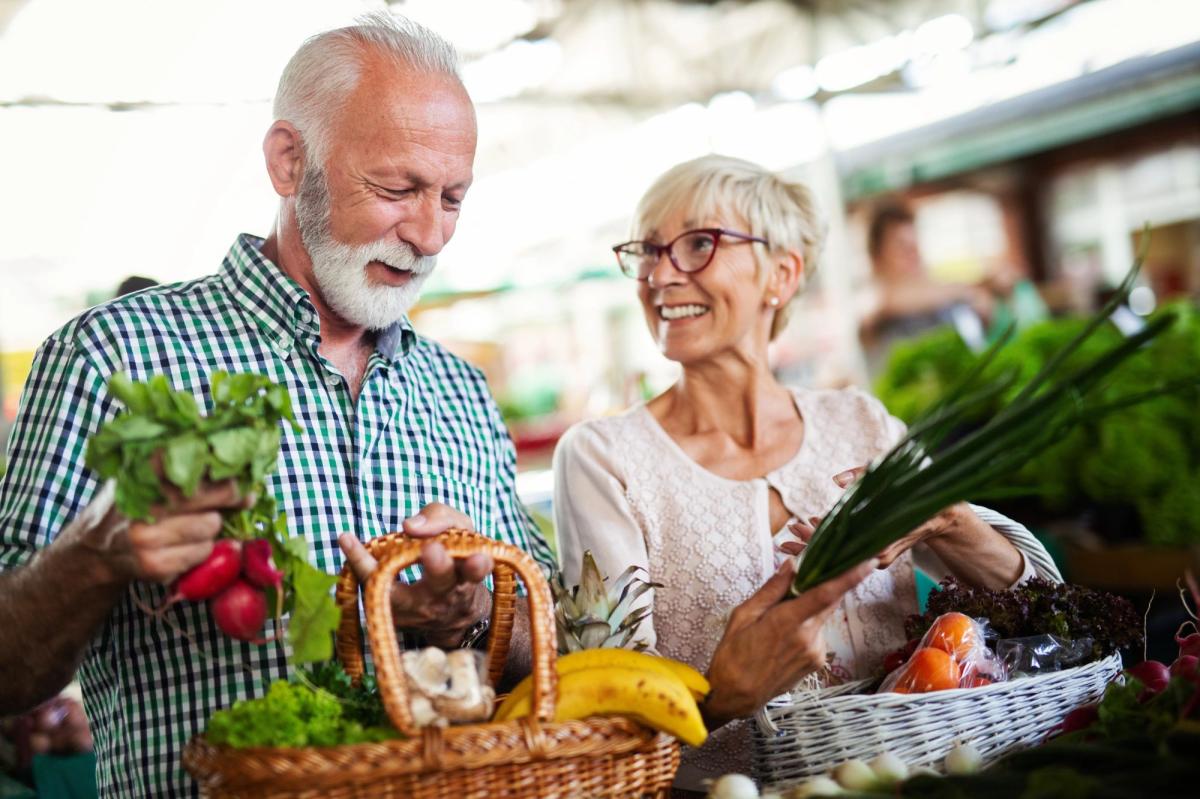 Which diet (and exact foods) are great for preventing dementia: study