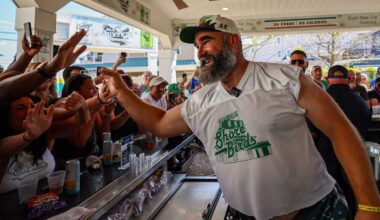 Photo Gallery: Jason Kelce hosts 6th annual Team 62 at the Ocean Drive fundraiser for Eagles Autism Foundation