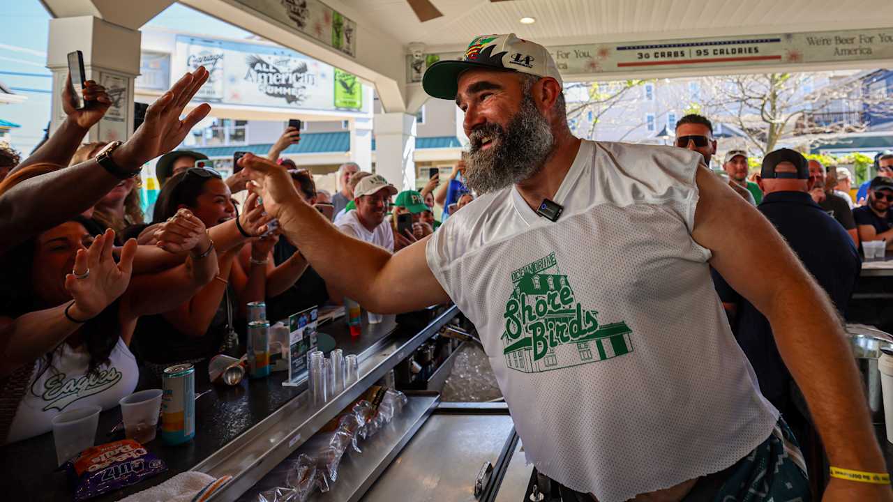 Photo Gallery: Jason Kelce hosts 6th annual Team 62 at the Ocean Drive fundraiser for Eagles Autism Foundation