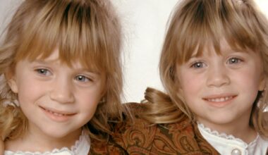 Mary-Kate and Ashley Olsen Make Rare Appearance With All Four Siblings