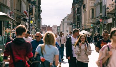 Poland rises to highest-ever level in EU household wealth index, passing four member states