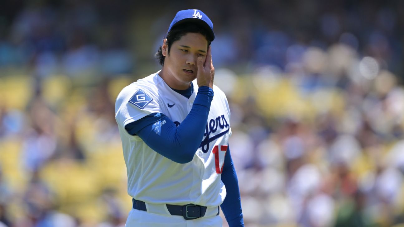Ohtani battles blister, sore knee in rocky outing; Dodgers rally
