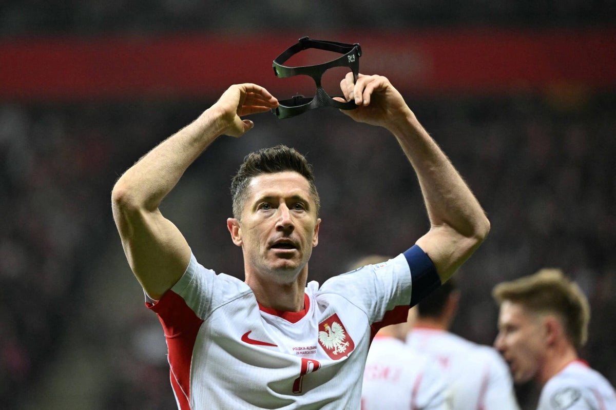 Robert Lewandowski agrees to Chicago Fire move, will sign two-year deal with MLS club